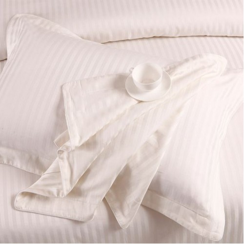 Set lenjerie de pat single 90x200,Damasc cu dungă îngustă